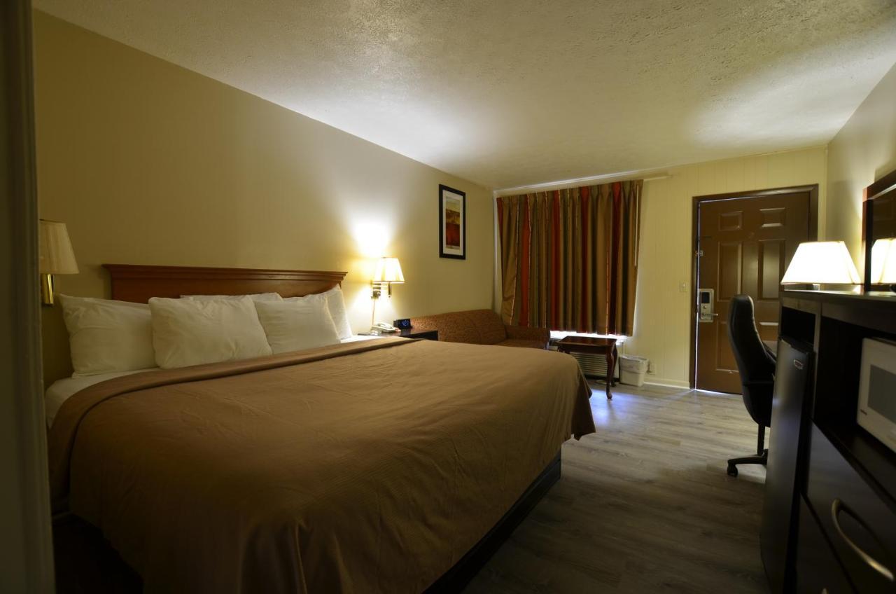 Travelowes Motel - マギー・バレー エクステリア 写真